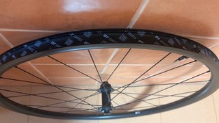 Rueda DT Swiss Gravel LN