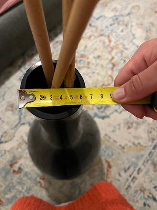 Jarrón alto de cristal negro