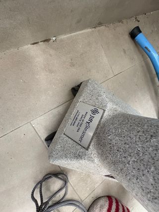 Centro de planchado con ruedas