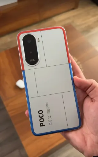 Poco M7 NFC Precintado - Cargador y Funda