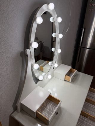 Tocador Blanco con Espejo y Luces LED incorporadas