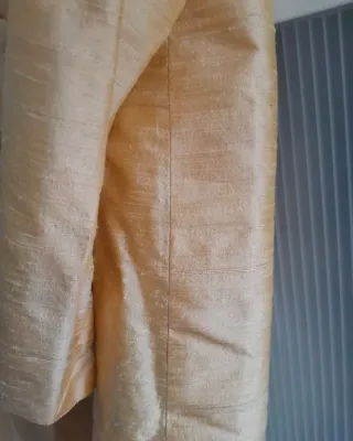 Blazer cuello mao dorado