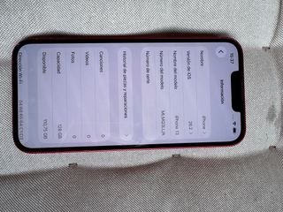 Apple iPhone 13 128GB Rojo en perfecto estado