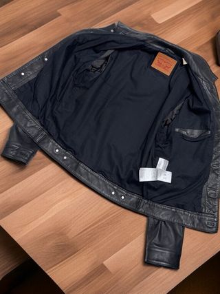 Cazadora Levi's Cuero de Oveja Talla M