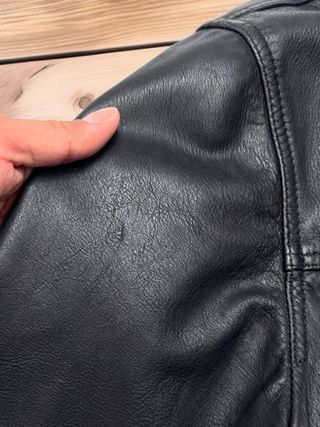 Cazadora Levi's Cuero de Oveja Talla M