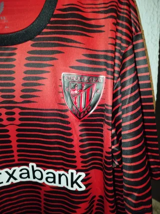 Camiseta Castore Talla L NUEVA CON ETIQUETA