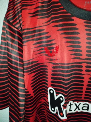 Camiseta Castore Talla L NUEVA CON ETIQUETA