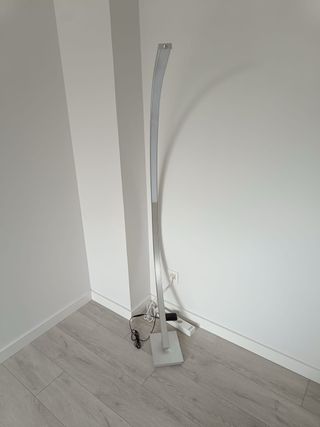Lámpara de pie LED Acero