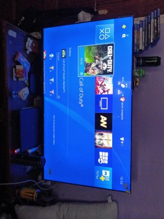PlayStation 4 Slim Negra