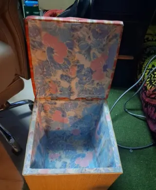 Baúl asiento mimbre y yute