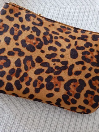 Bolso Leopardo Stradivarius