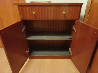 Mueble zapatero de madera