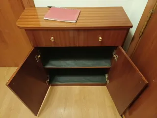 Mueble zapatero de madera