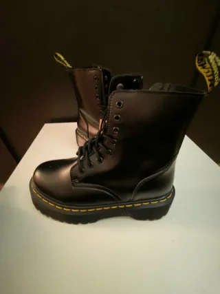 Anfibio Dr. Martens Jadon Nero Tg 40