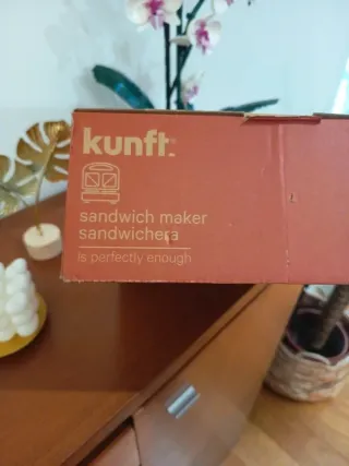 Sanduicheira Kunft Branca