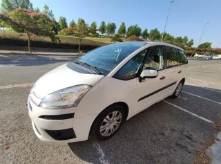 Citroen Grand C4 Picasso 2012