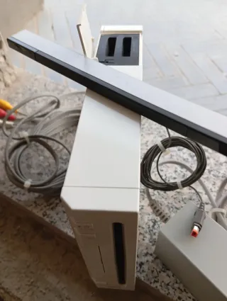 Console Nintendo Wii Bianca Completa di Cavi