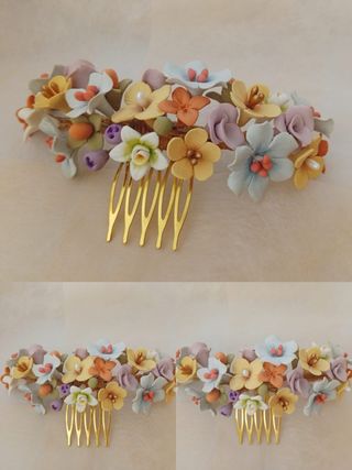 Peina de flores de porcelana multicolor