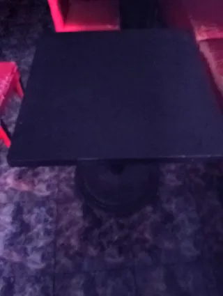 Mesa de comedor negra. Varias medidas