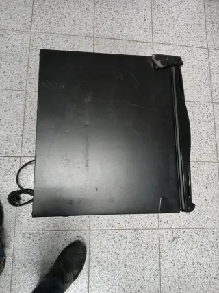 Mini nevera 38L Lacor(sin usar