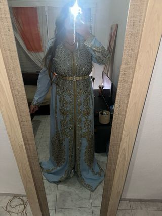 Tekchita Caftán Marroquí Azul y Dorado