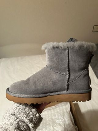 Botas UGG grises talla 36