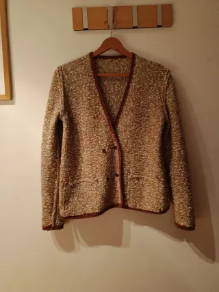 Traje chaqueta de punto hecho a mano