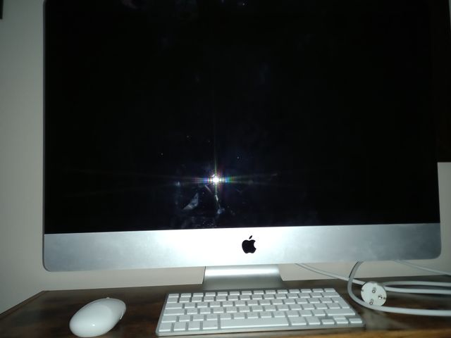 Apple iMac 27 (i7/32GB RAM/AMD/3TB)