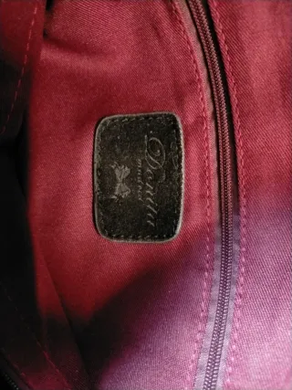 Bolso de mano peludo