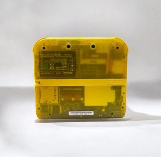 Nintendo 2DS Special Pikachu Edition