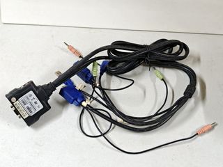 Switch KVM Conceptronic 2 Puertos USB+SONIDO+VGA