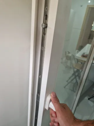 Puerta PVC y Cristal