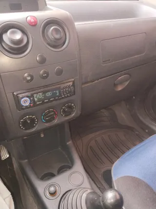 Peugeot Partner 2003