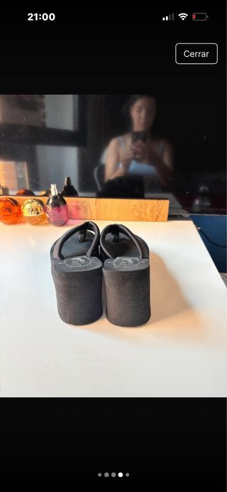 Chanclas de cuña negras