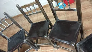 Sillas Castellanas Antiguas Cuero,  30 eur todas