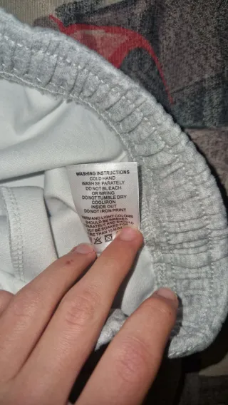 Pantalones essential cortos