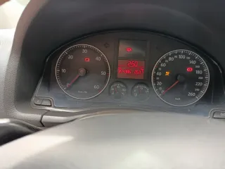 Volkswagen Golf 2004