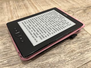 Ebook Kindle 4ª Gen (Botones Laterales)