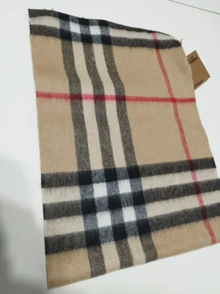 Bufanda Burberry Beige