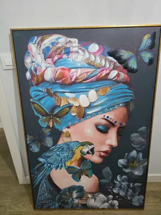 Cuadro Mujer con Cotorra y Mariposas