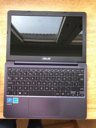 Asus E203M Vivobook Portátil