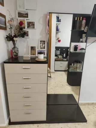 Cabezal y Muebles de Dormitorio