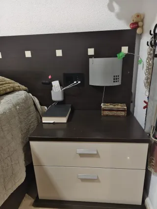 Cabezal y Muebles de Dormitorio