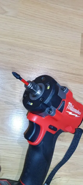 Taladro Percutor + Atornillador Impacto