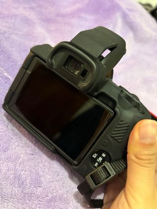 Cámara Canon EOS R50 BK + RF S18-45mm