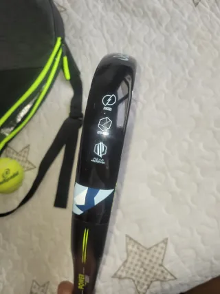 Pala de pádel Kuikma 990 Power + funda