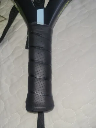 Pala de pádel Kuikma 990 Power + funda