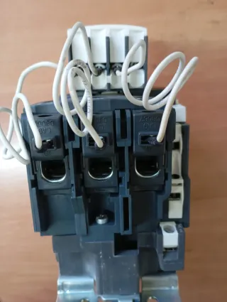 Contactor Schneider LC1DWK12