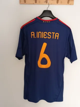 Camiseta mundial España. Iniesta 6. Talla XL
