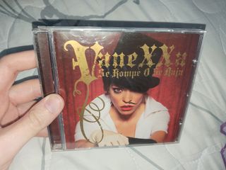 CD Vanexxa Se rompe o se raja